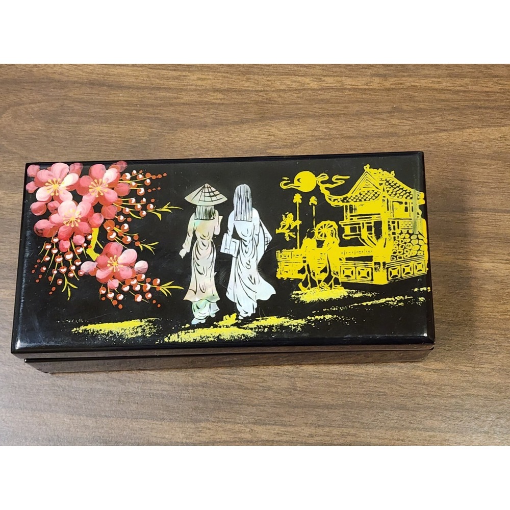 Japanese Lacquerware Trinket Jewelry Box Black‎ W/ Two Ladies & Pavilion Scene